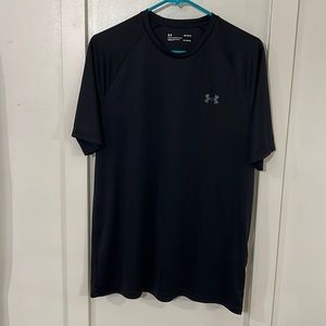 Under Armour HeatGear shirt mens Large Loose Fit